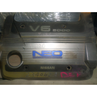 Крышка двигателя декоративная Nissan VQ20 A33 б/у