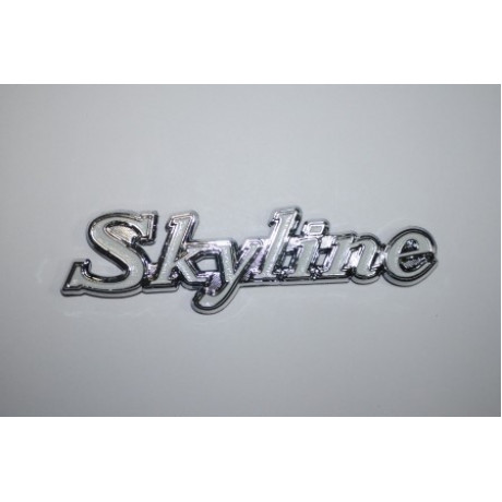 Эмблема - надпись Skyline
