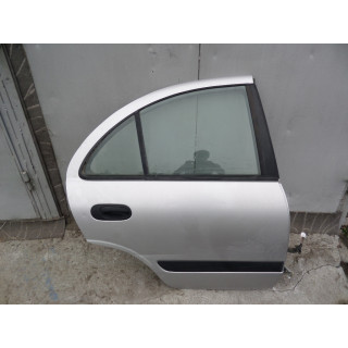 Дверь Nissan Almera N16 задняя правая голая б/у