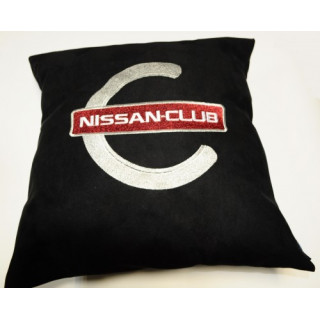 Подушка автомобильная Nissan Club замша черная 40x40 см