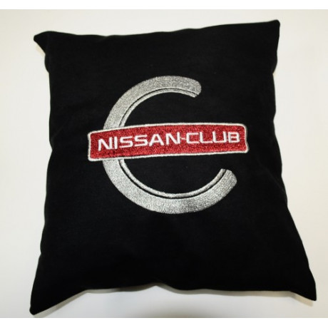 Подушка автомобильная Nissan Club замша черная 30x30 см